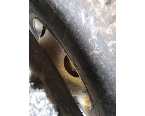 HUB PILOTED - STEEL 22.5 X 8.25 WHEEL