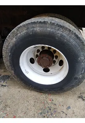 HUB PILOTED - STEEL 22.5 X 8.25 WHEEL