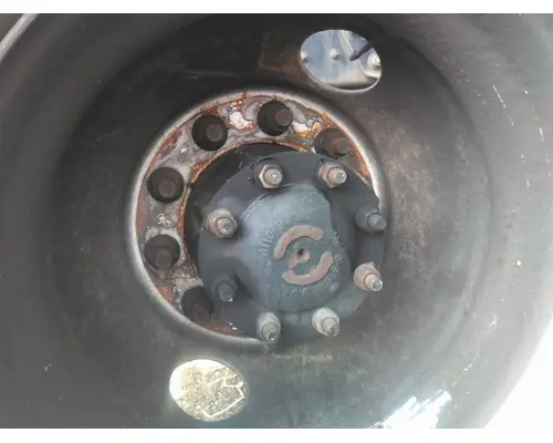 HUB PILOTED - STEEL 22.5 X 8.25 WHEEL