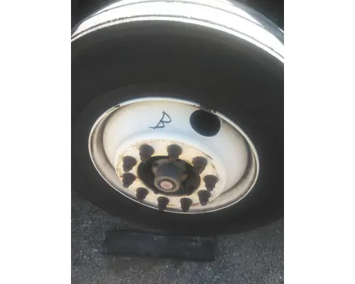 HUB PILOTED - STEEL 22.5 X 8.25 WHEEL