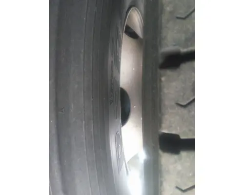 HUB PILOTED - STEEL 22.5 X 8.25 WHEEL