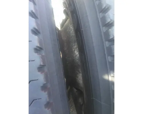 HUB PILOTED - STEEL 22.5 X 8.25 WHEEL