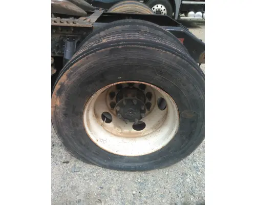 HUB PILOTED - STEEL 22.5 X 8.25 WHEEL