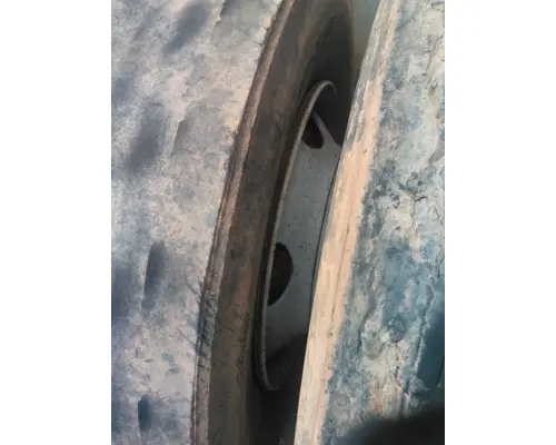 HUB PILOTED - STEEL 22.5 X 8.25 WHEEL