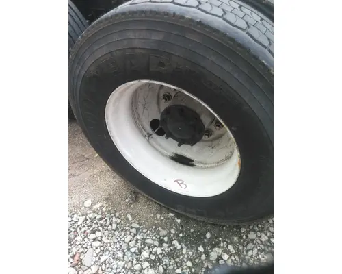HUB PILOTED - STEEL 22.5 X 8.25 WHEEL