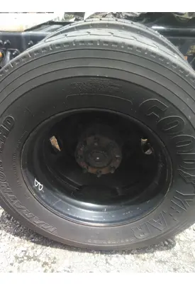 HUB PILOTED - STEEL 22.5 X 8.25 WHEEL