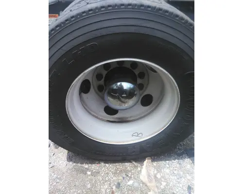 HUB PILOTED - STEEL 22.5 X 8.25 WHEEL