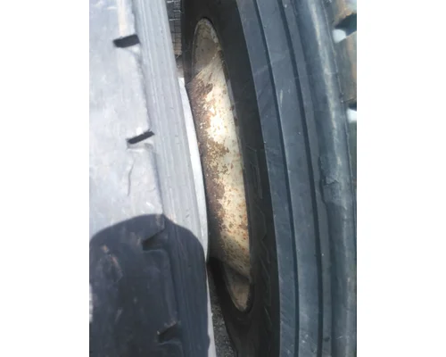 HUB PILOTED - STEEL 22.5 X 8.25 WHEEL