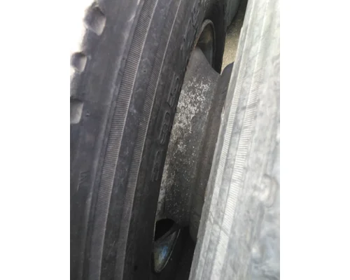 HUB PILOTED - STEEL 22.5 X 8.25 WHEEL