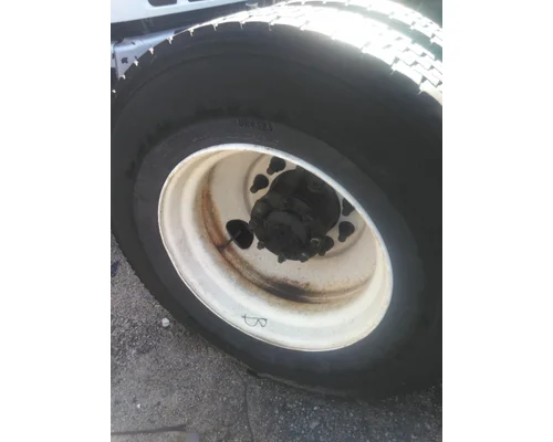 HUB PILOTED - STEEL 22.5 X 8.25 WHEEL