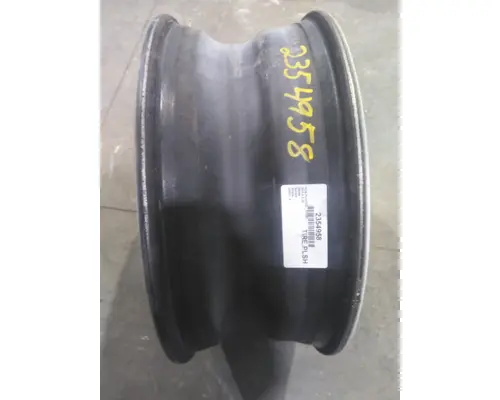 HUB PILOTED - STEEL 22.5 X 8.25 WHEEL