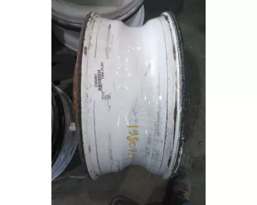 HUB PILOTED - STEEL 22.5 X 8.25 WHEEL