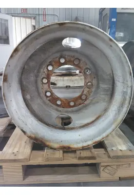 HUB PILOTED - STEEL 22.5 X 8.25 WHEEL