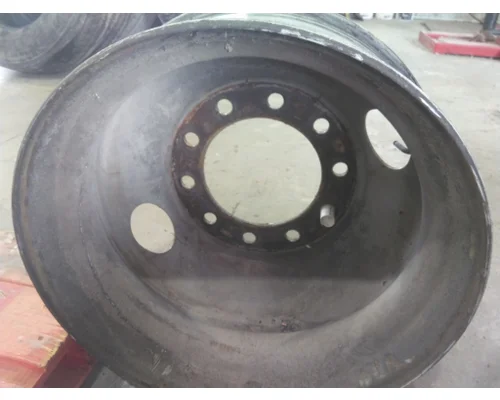 HUB PILOTED - STEEL 22.5 X 8.25 WHEEL