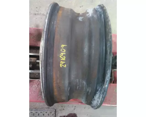 HUB PILOTED - STEEL 22.5 X 8.25 WHEEL