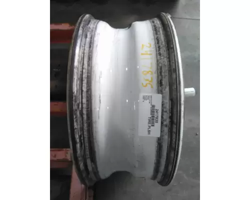 HUB PILOTED - STEEL 22.5 X 8.25 WHEEL