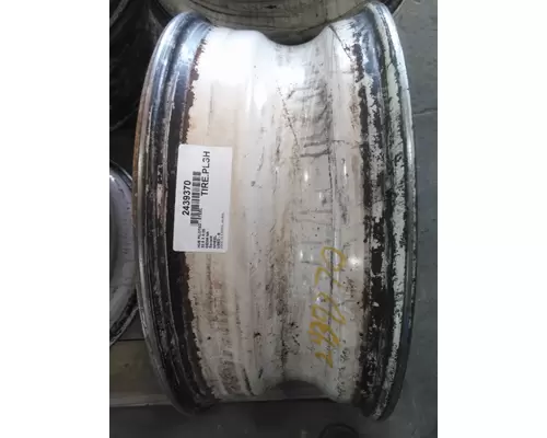 HUB PILOTED - STEEL 22.5 X 8.25 WHEEL
