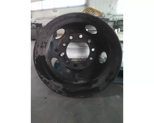 HUB PILOTED - STEEL 22.5 X 8.25 WHEEL
