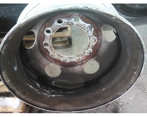 HUB PILOTED - STEEL 22.5 X 8.25 WHEEL