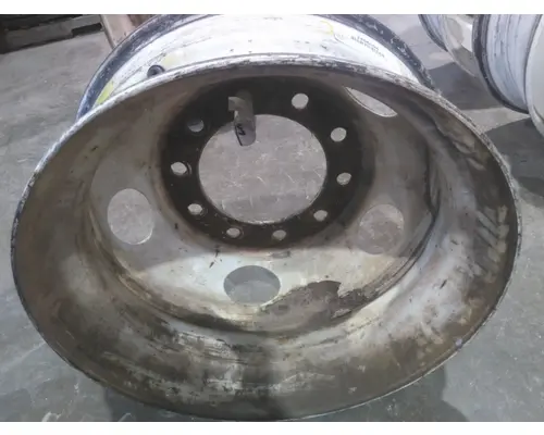 HUB PILOTED - STEEL 22.5 X 8.25 WHEEL