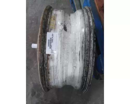 HUB PILOTED - STEEL 22.5 X 8.25 WHEEL