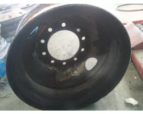 HUB PILOTED - STEEL 22.5 X 8.25 WHEEL