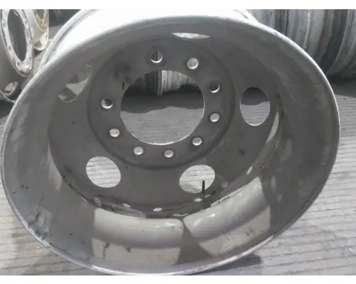 HUB PILOTED - STEEL 22.5 X 8.25 WHEEL