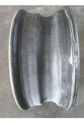 HUB PILOTED - STEEL 22.5 X 8.25 WHEEL