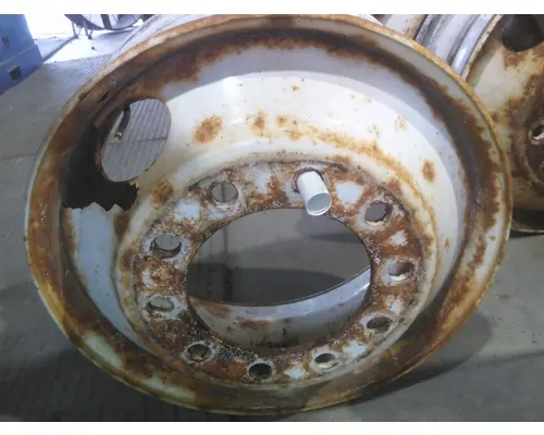 HUB PILOTED - STEEL 22.5 X 8.25 WHEEL