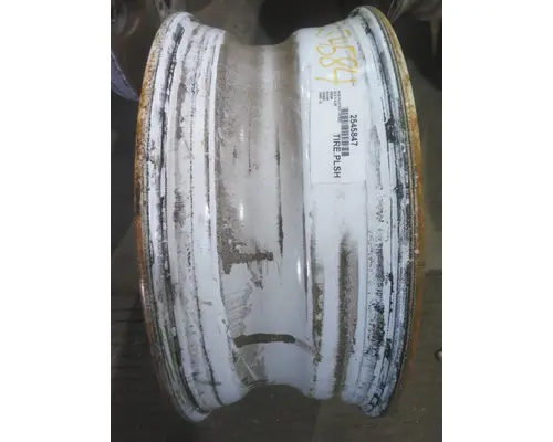 HUB PILOTED - STEEL 22.5 X 8.25 WHEEL