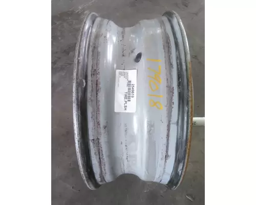 HUB PILOTED - STEEL 22.5 X 8.25 WHEEL
