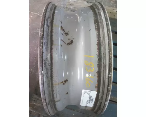 HUB PILOTED - STEEL 22.5 X 8.25 WHEEL