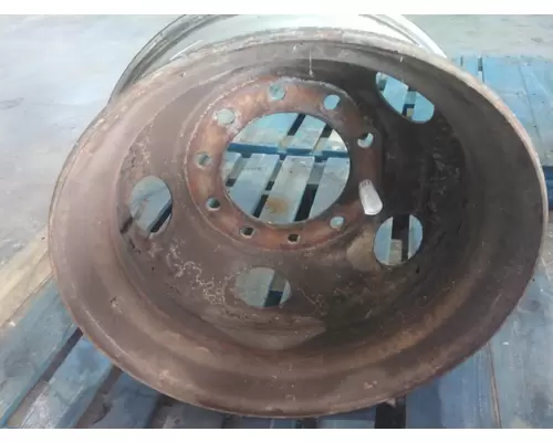HUB PILOTED - STEEL 22.5 X 8.25 WHEEL