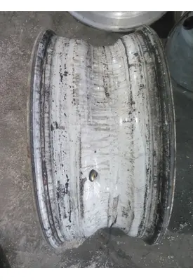 HUB PILOTED - STEEL 22.5 X 8.25 WHEEL