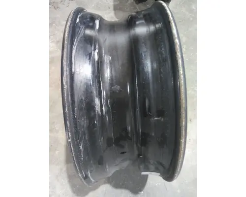 HUB PILOTED - STEEL 22.5 X 8.25 WHEEL