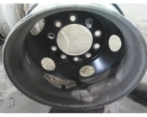 HUB PILOTED - STEEL 22.5 X 8.25 WHEEL