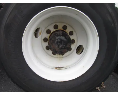 HUB PILOTED - STEEL 22.5 X 8.25 WHEEL