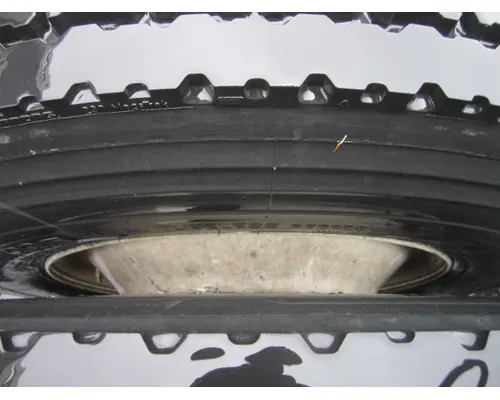 HUB PILOTED - STEEL 22.5 X 8.25 WHEEL