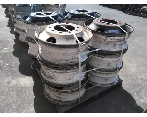 HUB PILOTED - STEEL 22.5 X 8.25 WHEEL