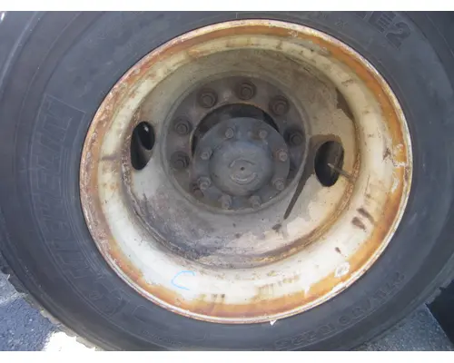 HUB PILOTED - STEEL 22.5 X 8.25 WHEEL
