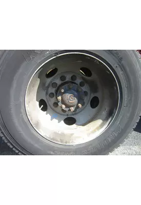 HUB PILOTED - STEEL 22.5 X 8.25 WHEEL