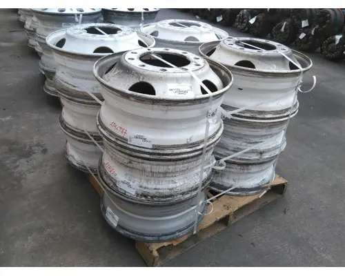 HUB PILOTED - STEEL 22.5 X 8.25 WHEEL