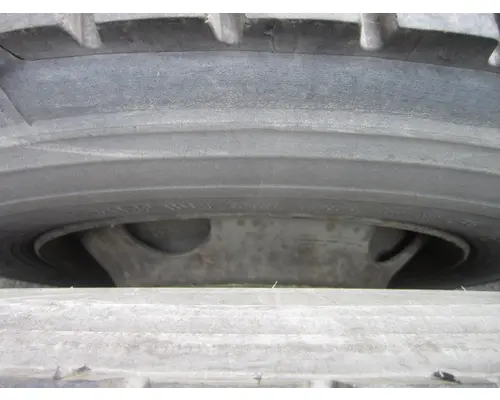 HUB PILOTED - STEEL 22.5 X 8.25 WHEEL