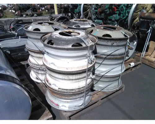 HUB PILOTED - STEEL 22.5 X 8.25 WHEEL