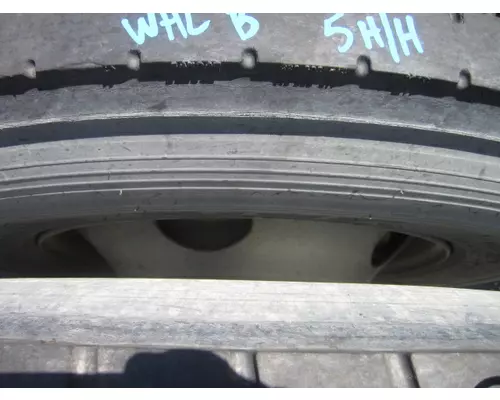 HUB PILOTED - STEEL 22.5 X 8.25 WHEEL