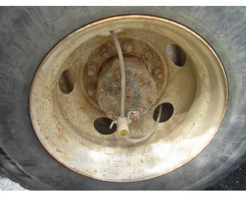 HUB PILOTED - STEEL 22.5 X 8.25 WHEEL