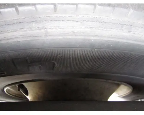 HUB PILOTED - STEEL 22.5 X 8.25 WHEEL