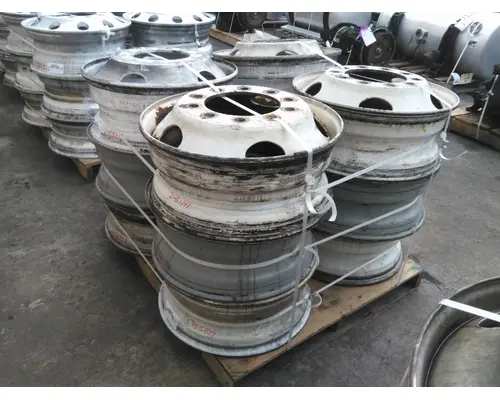 HUB PILOTED - STEEL 22.5 X 8.25 WHEEL