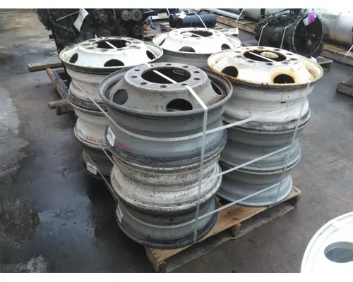 HUB PILOTED - STEEL 22.5 X 8.25 WHEEL