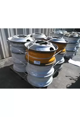 HUB PILOTED - STEEL 22.5 X 8.25 WHEEL